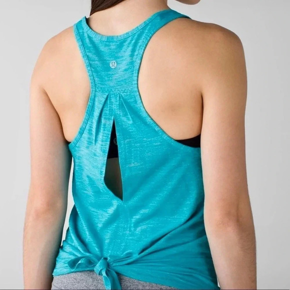 Lululemon Salute The Sun Tank - Picture 2 of 4
